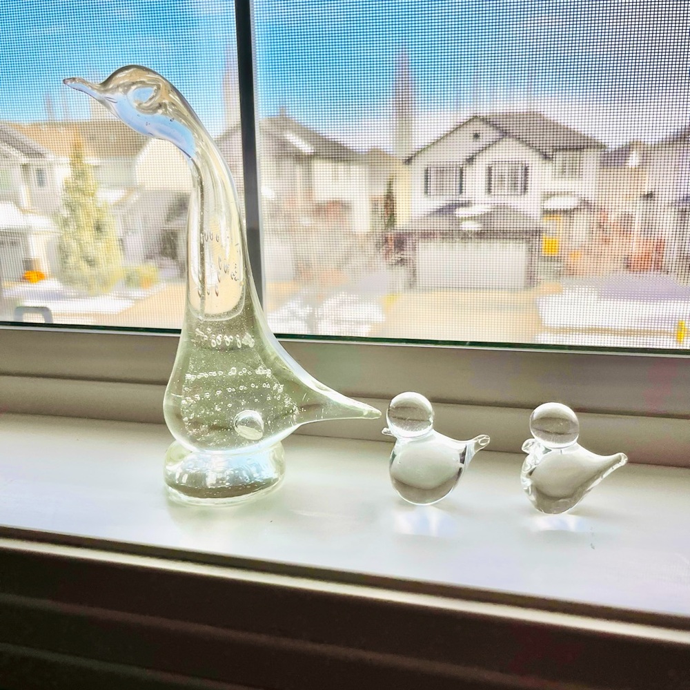 3/$20 🔥 Vintage Mama Goose with 2 babies Murano glass